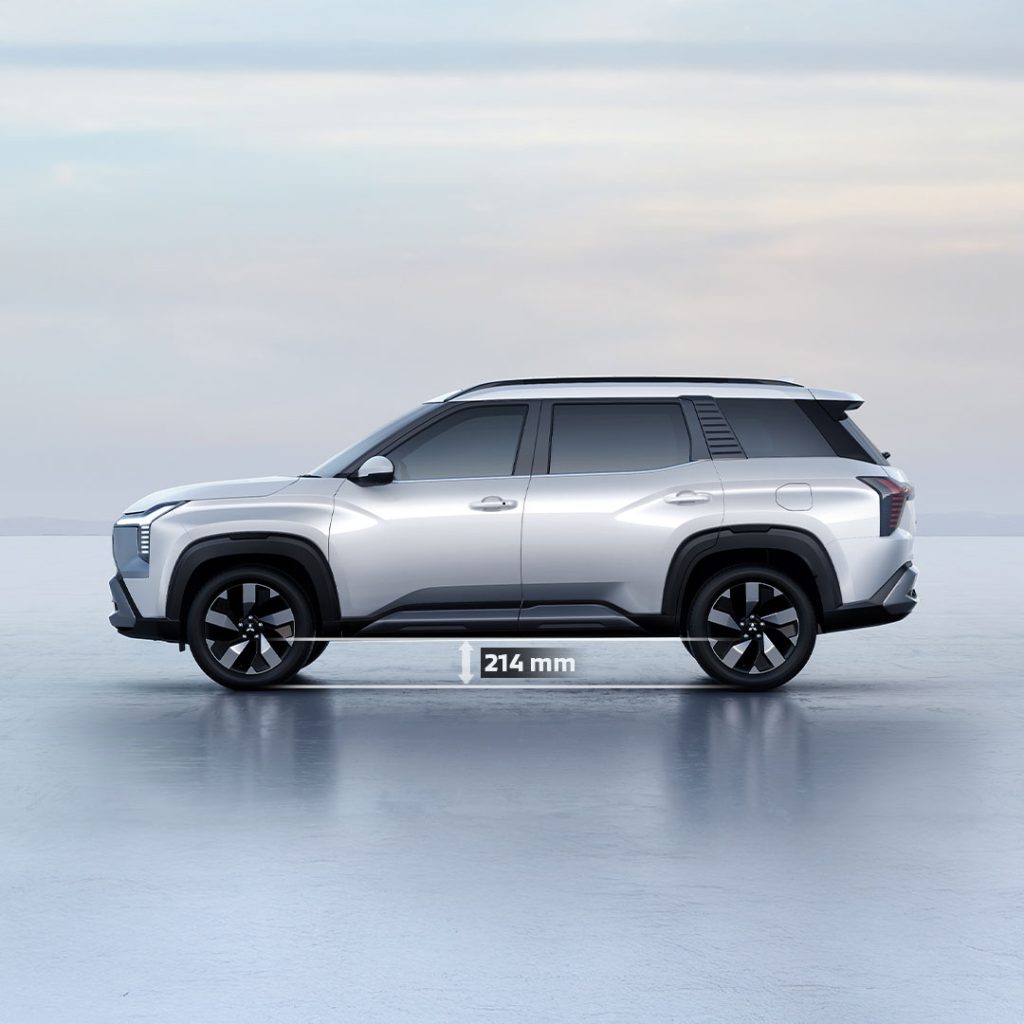 ngoại thất mitsubishi destinator